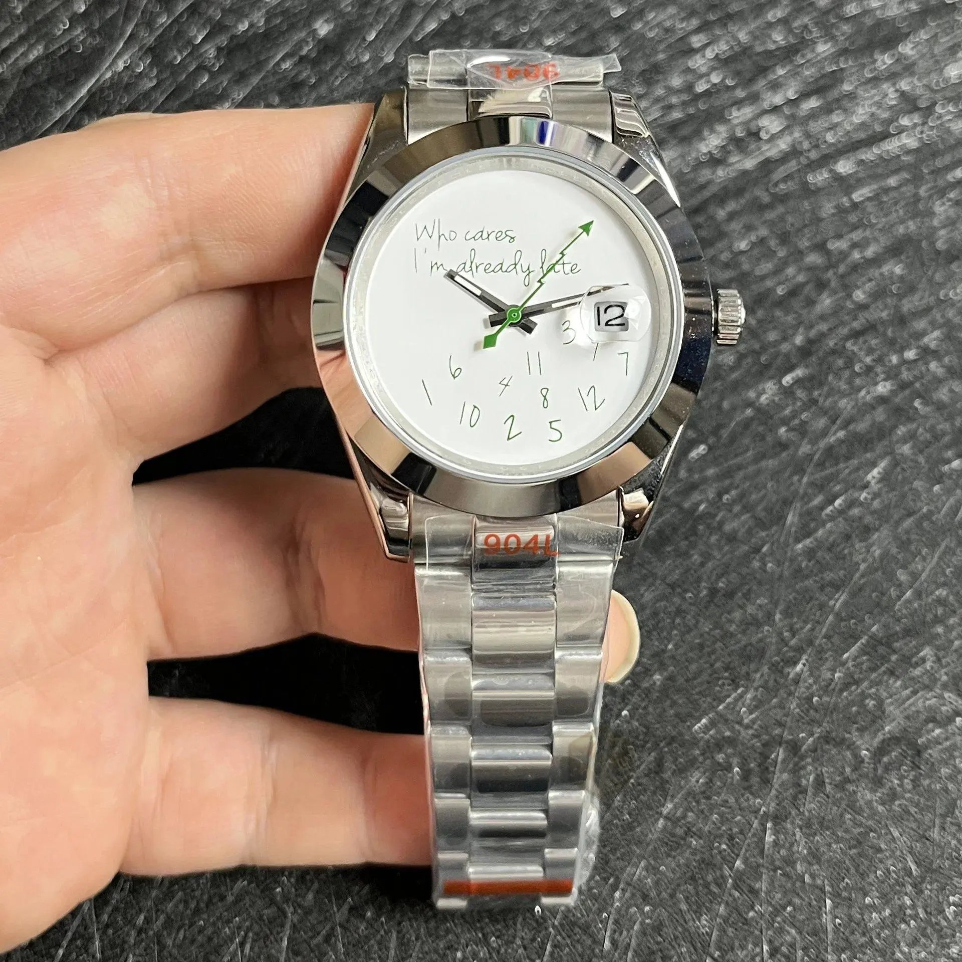 High-quality, fashionable, mechanical, and premium feel – additional view