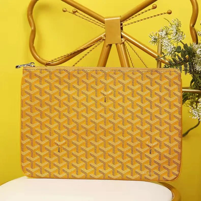 High-quality clutch bag-no wrist strap in Yellow