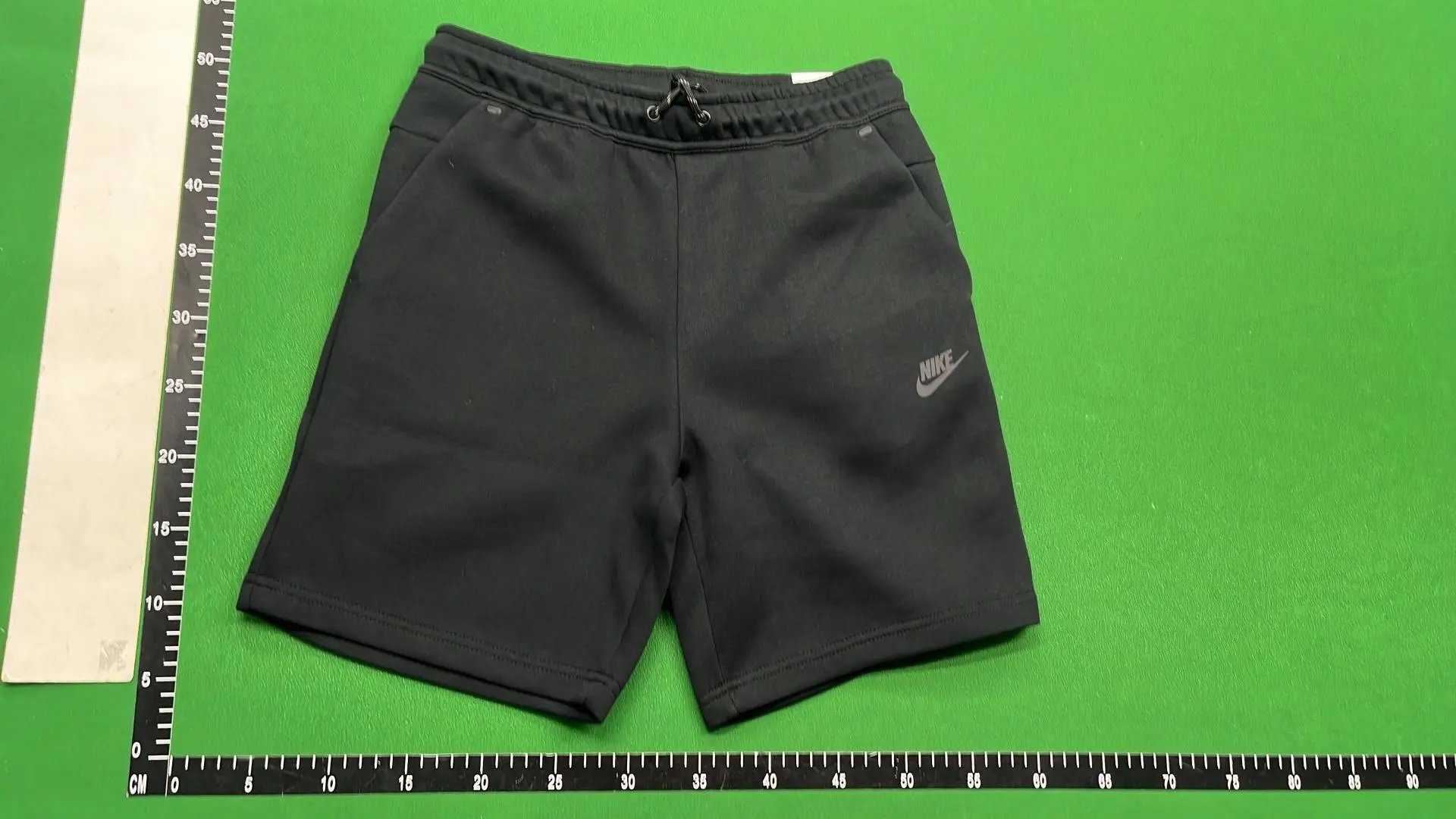 Factory-direct high-quality fashion shorts c – additional view