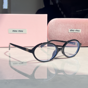 Unisex Eyewear – 39 Styles
