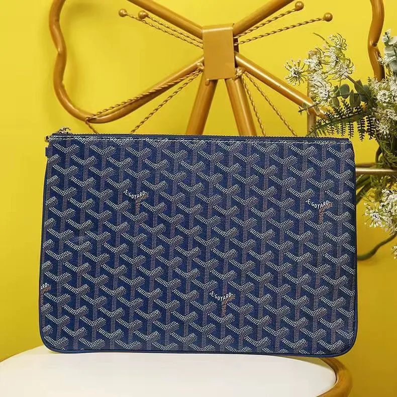High-quality clutch bag-no wrist strap – additional view