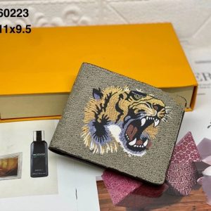 Everyday Wallets – 38 Styles