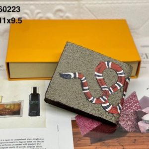 Everyday Wallets – 38 Styles