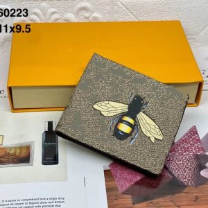 Everyday Wallets – 38 Styles