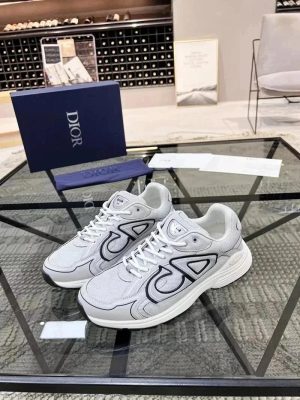 YHH08 Casual Sneakers