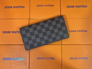 Everyday Wallets – 39 Styles