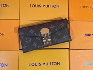 Everyday Wallets – 39 Styles