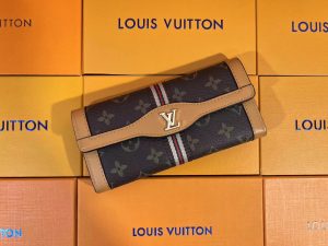 Everyday Wallets – 39 Styles