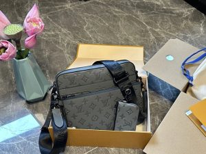 Everyday Luggage & Travel Bags – 16 Styles