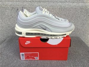 Casual Sneakers – 21 Styles
