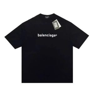 Graphic T-Shirts – 31 Styles
