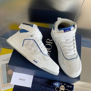 Casual Sneakers – 35 Styles