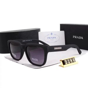 Unisex Eyewear – 32 Styles