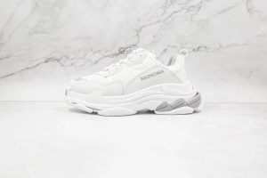 B Casual Sneakers – 15 Styles