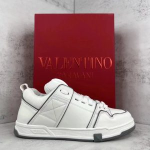 Casual Sneakers – 5 Styles