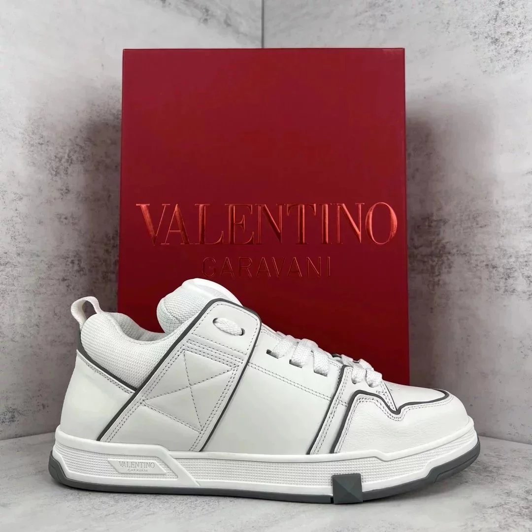 V Fashionable Shoes – Style 04