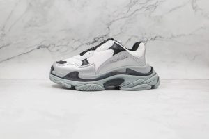 B Casual Sneakers – 15 Styles