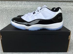 CD6846-102 Casual Sneakers