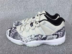 CD6846-102 Casual Sneakers