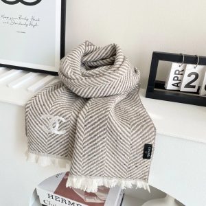 Unisex Scarves & Gloves – 33 Styles