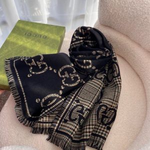 Unisex Scarves & Gloves – 33 Styles