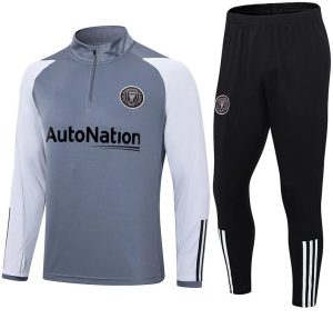 Matching Tracksuits – 38 Styles