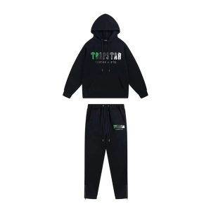 Matching Tracksuits – 30 Styles