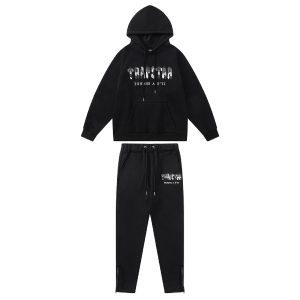 Matching Tracksuits – 30 Styles