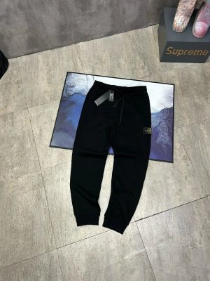 Casual Pants & Jeans – 22 Styles