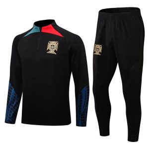 Matching Tracksuits – 39 Styles