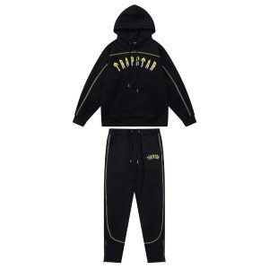 Matching Tracksuits – 30 Styles