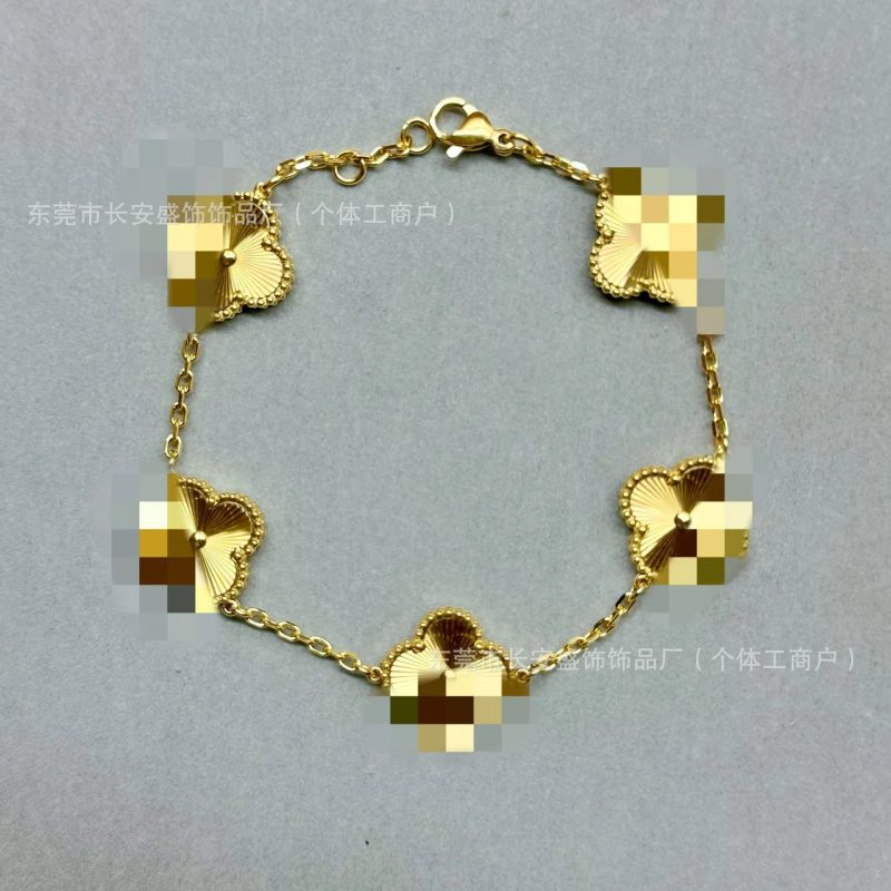 Style Gold laser hand chain