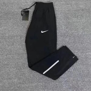 Matching Tracksuits – 10 Styles