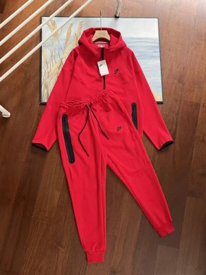 Matching Tracksuits – 40 Styles