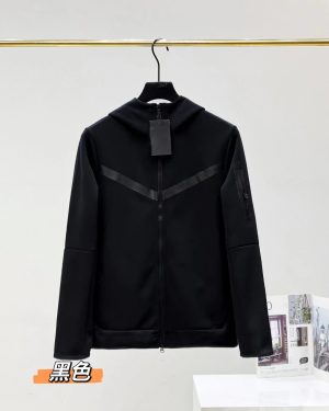 Matching Tracksuits – 40 Styles