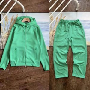 Matching Tracksuits – 40 Styles