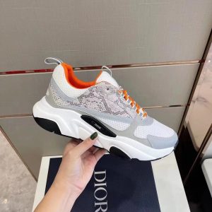 Casual Sneakers – 20 Styles (Original)