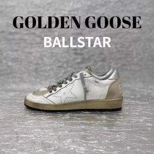 Casual Sneakers – 26 Styles