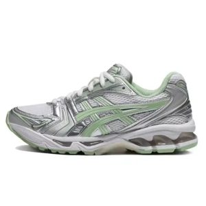 Y Casual Sneakers – 22 Styles