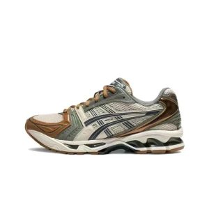 Y Casual Sneakers – 22 Styles