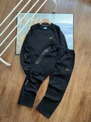 Matching Tracksuits – 40 Styles