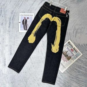 Casual Pants & Jeans – 40 Styles