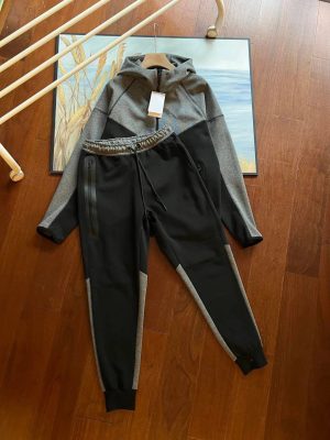 Matching Tracksuits – 40 Styles