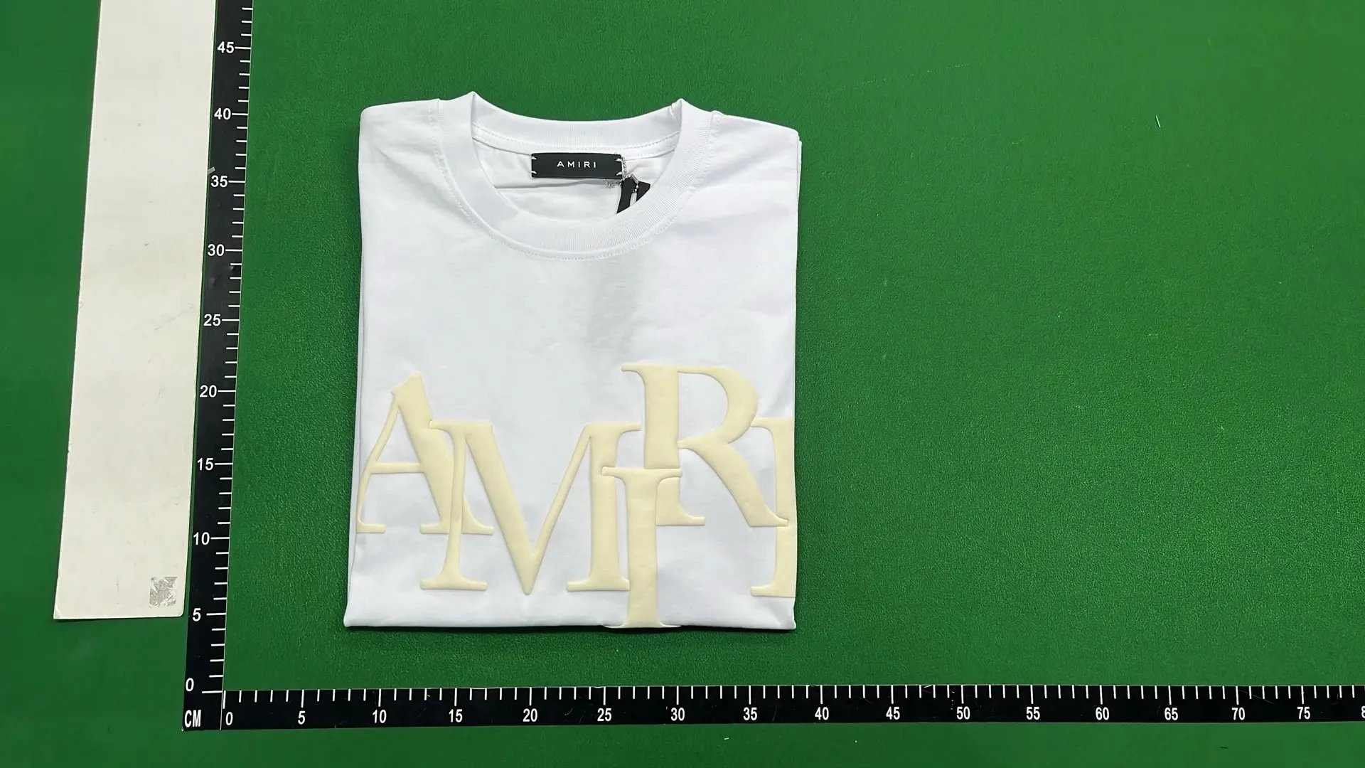 Factory-quality fashion shorts – additional view