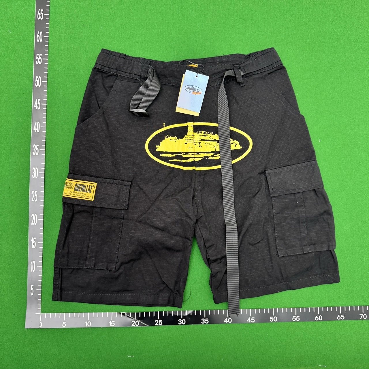 High-quality fashion shorts from the factory – additional view