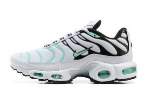 Casual Sneakers – 32 Styles