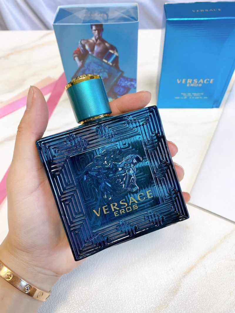 Style Eau de Toilette of the God of Love
