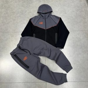 Matching Tracksuits – 40 Styles