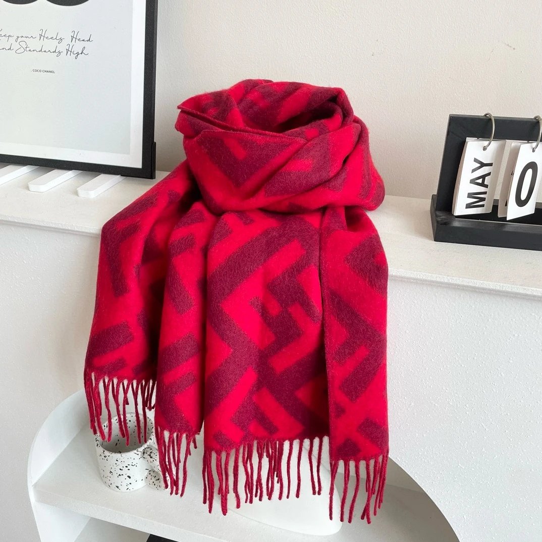 Unisex Scarves & Gloves – 33 Styles detail 4