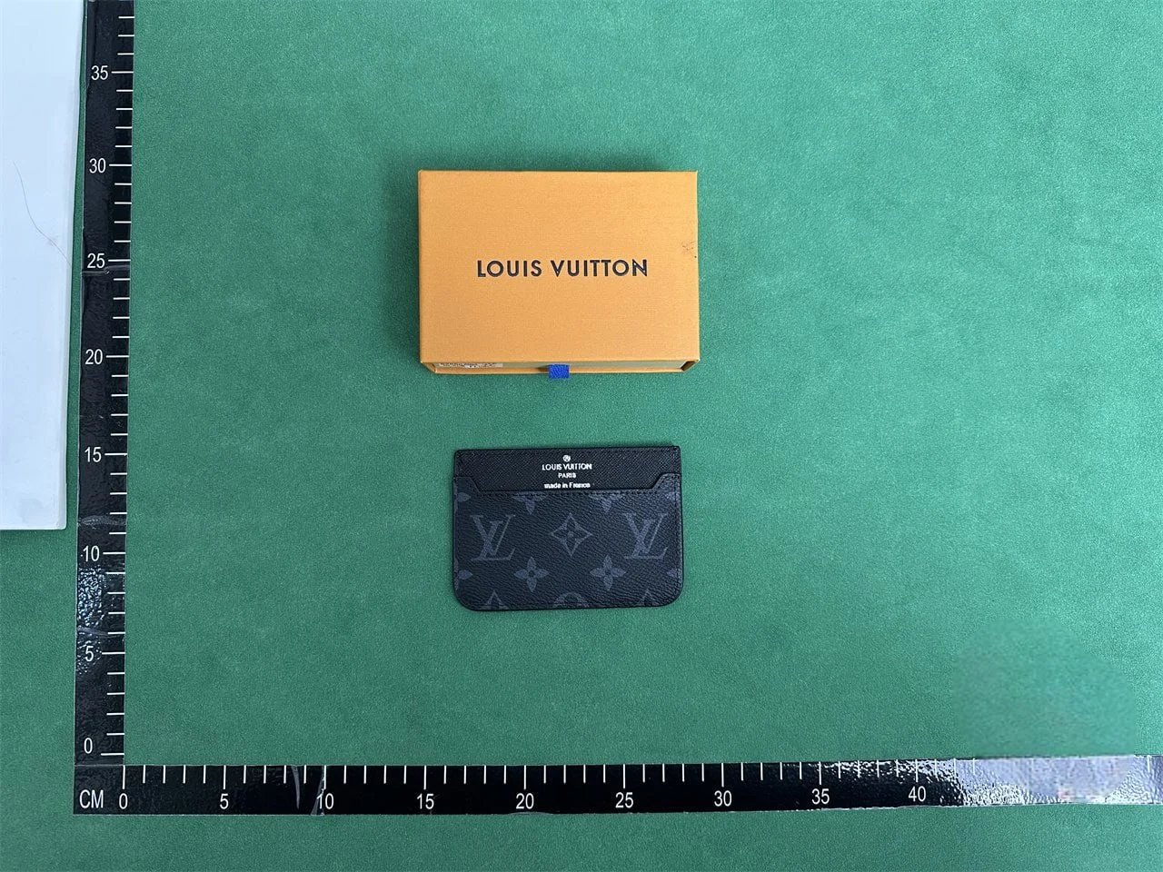Everyday Wallets – 40 Styles detail 3